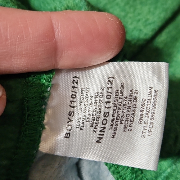 Jurassic world 10/12 pajamas - Picture 4 of 7